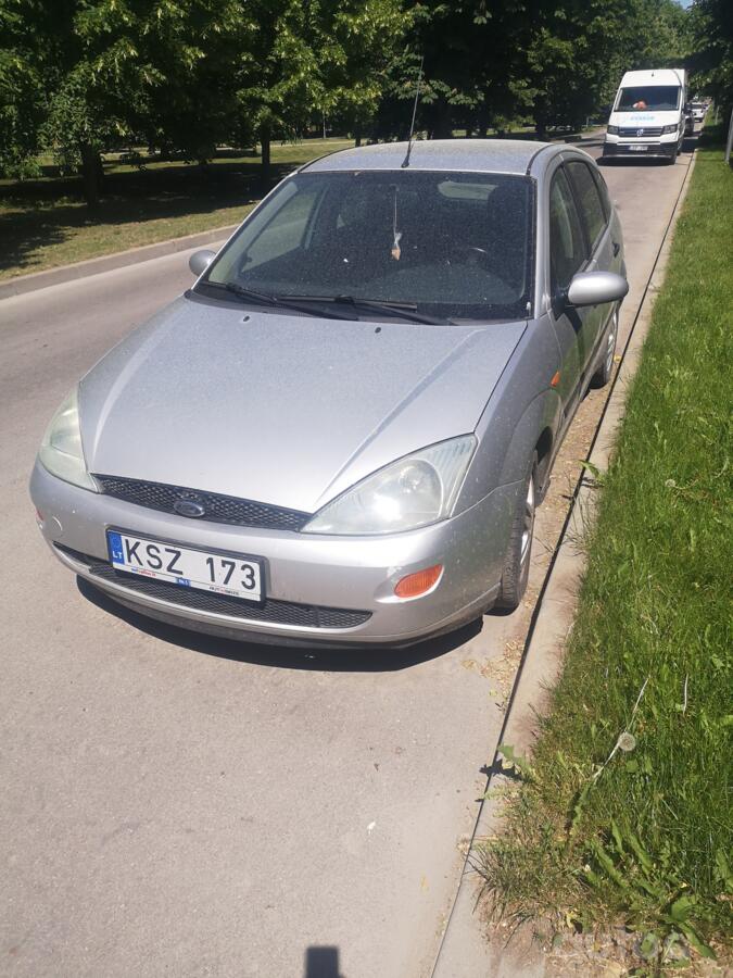 Ford Focus 1 generation [restyling] Hatchback 5-doors