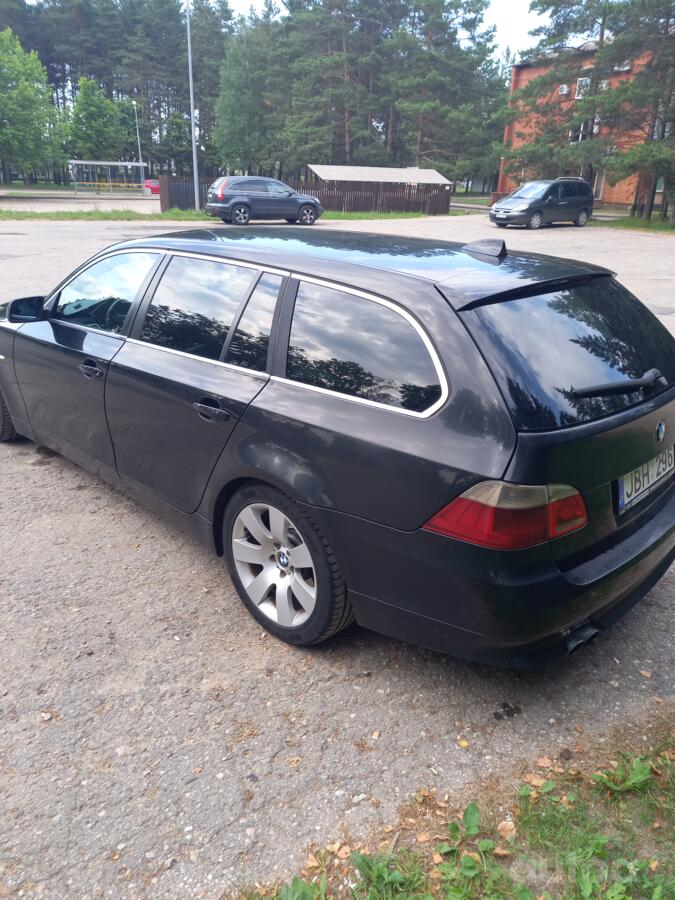 BMW 5 Series E60/E61 Touring wagon