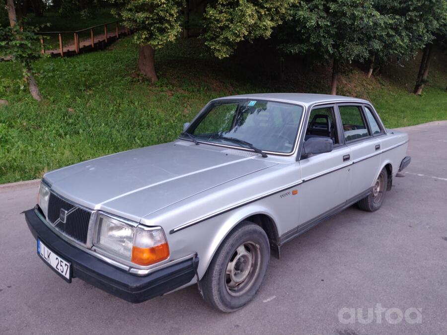 Volvo 240 1 generation 244 Sedan 4-doors