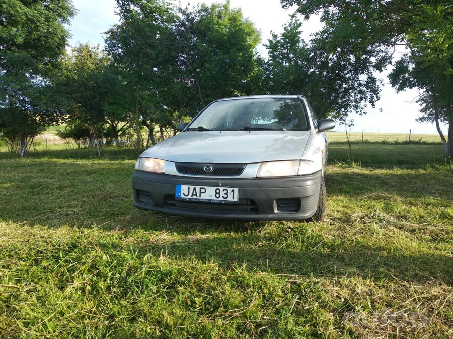 Mazda 323 BA [restyling] Hatchback
