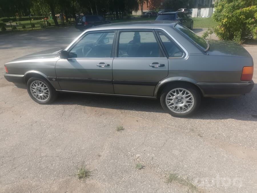 Audi 80 B2 Sedan 4-doors