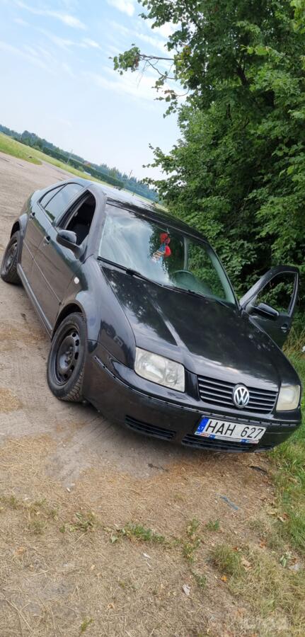 Volkswagen Bora 1 generation Sedan