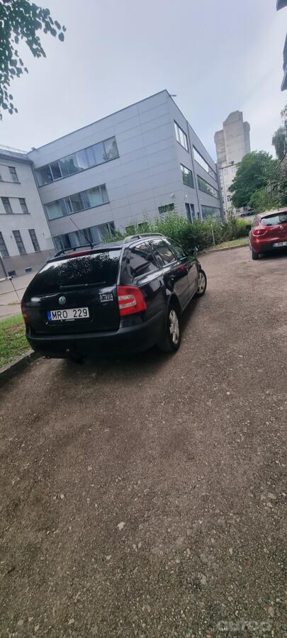 Skoda Octavia 2 generation Combi wagon 5-doors