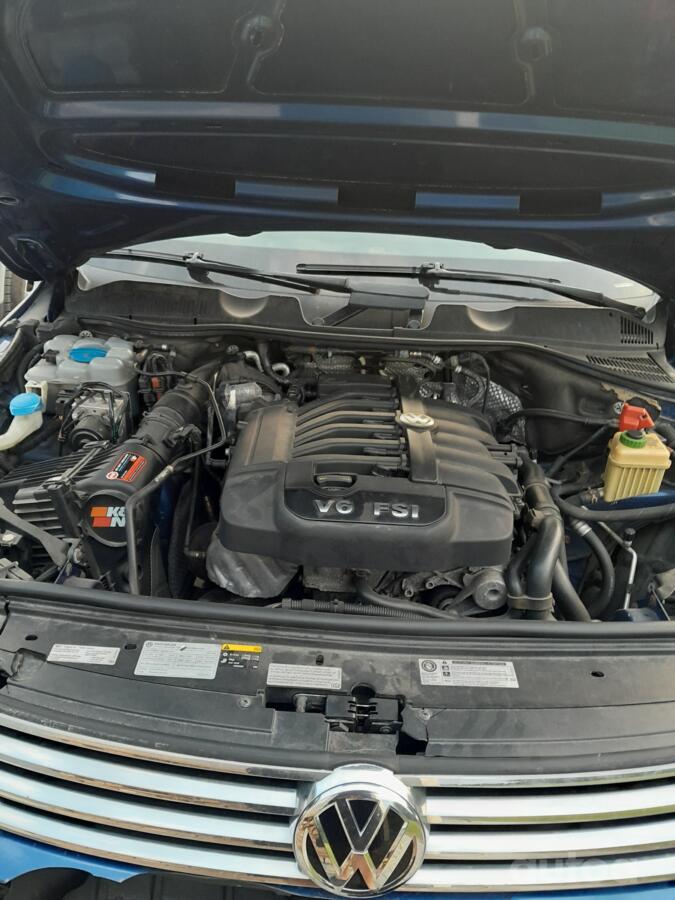 Volkswagen Touareg 2 generation [restyling] Crossover