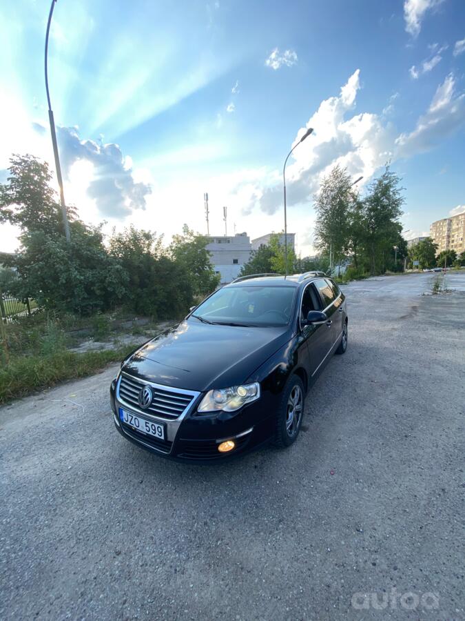 Volkswagen Passat B6 wagon 5-doors