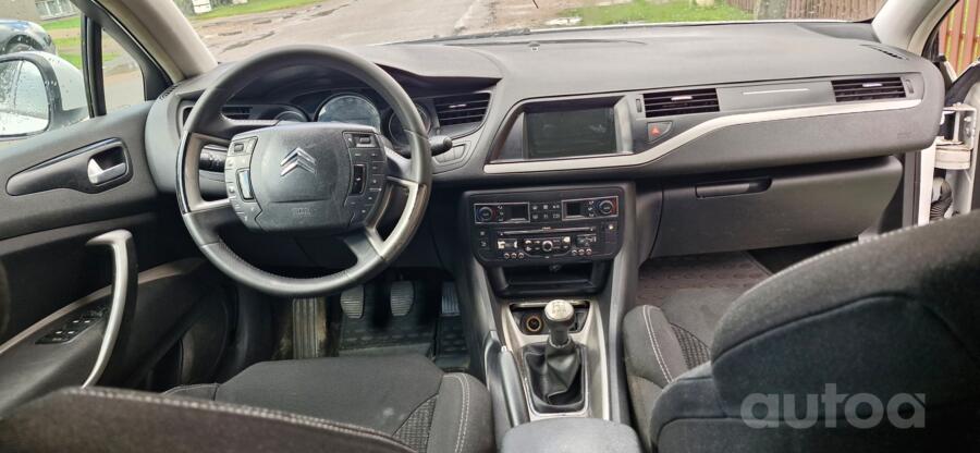 Citroen C5 2 generation Sedan