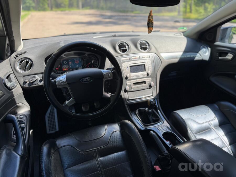 Ford Mondeo 4 generation wagon