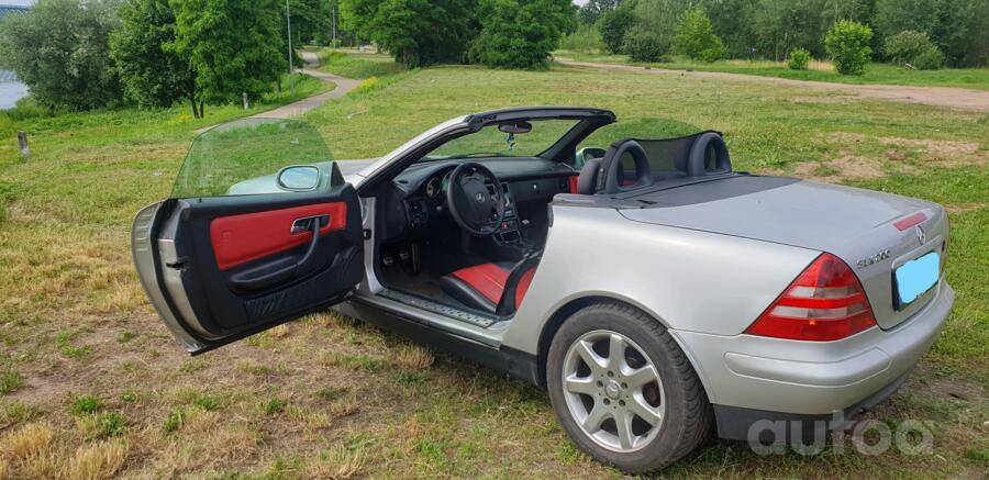 Mercedes-Benz SLK-Class R170 Roadster