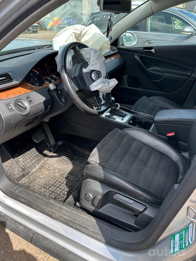 Volkswagen Passat B6 wagon 5-doors