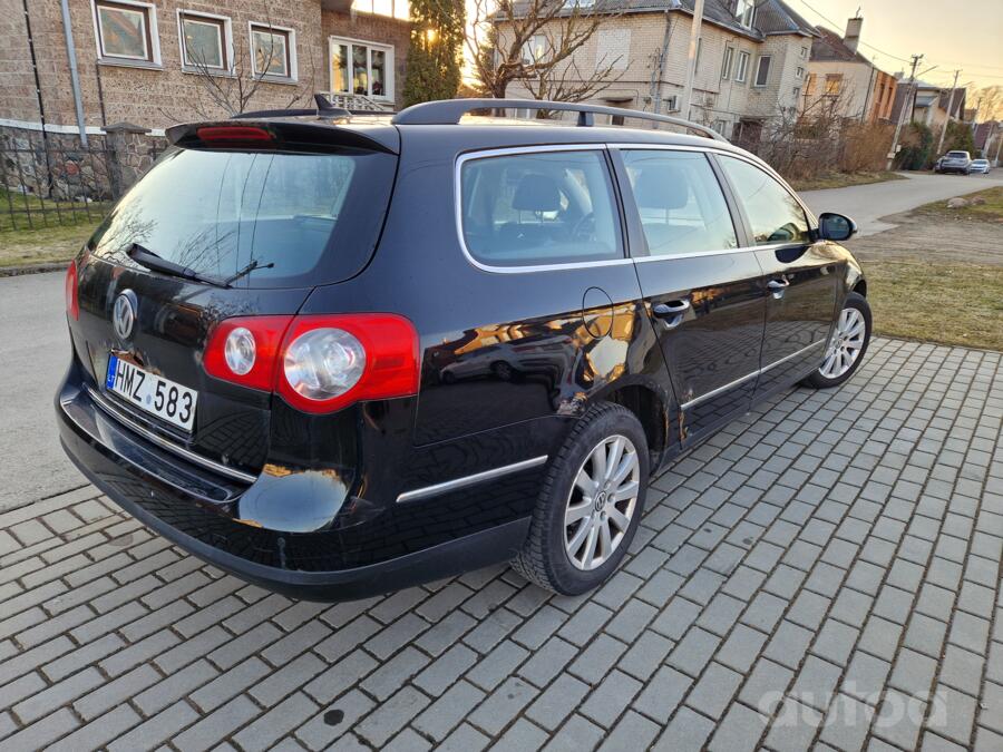 Volkswagen Passat B6 wagon 5-doors