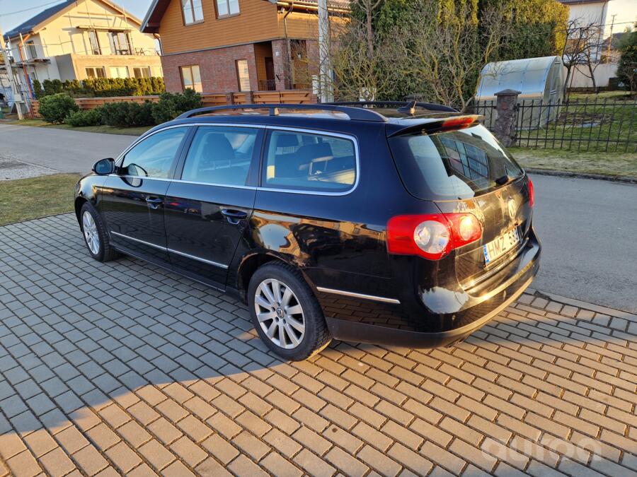 Volkswagen Passat B6 wagon 5-doors