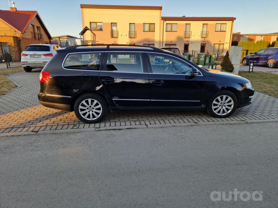 Volkswagen Passat B6 wagon 5-doors