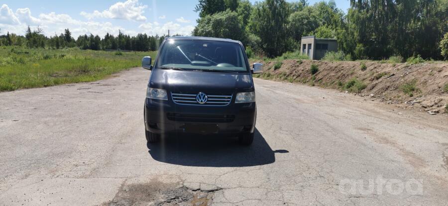Volkswagen Transporter T5 Minivan 4-doors