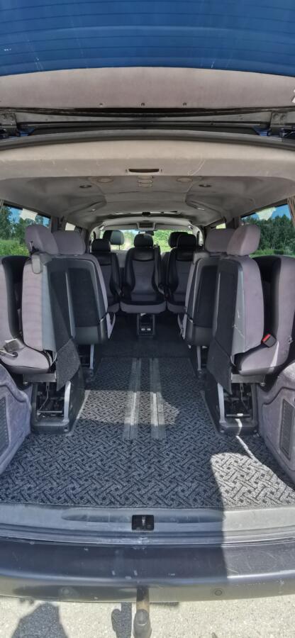 Volkswagen Transporter T5 Minivan 4-doors