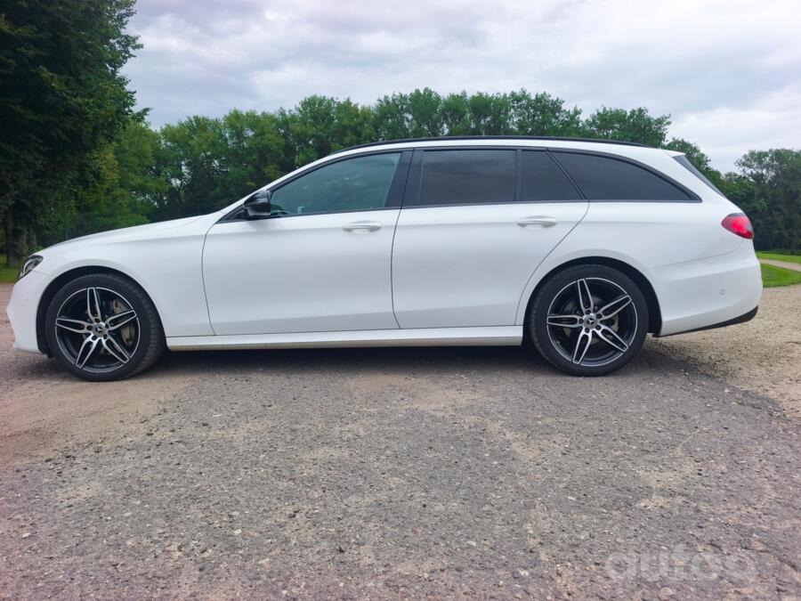 Mercedes-Benz E-Class E 220 wagon
