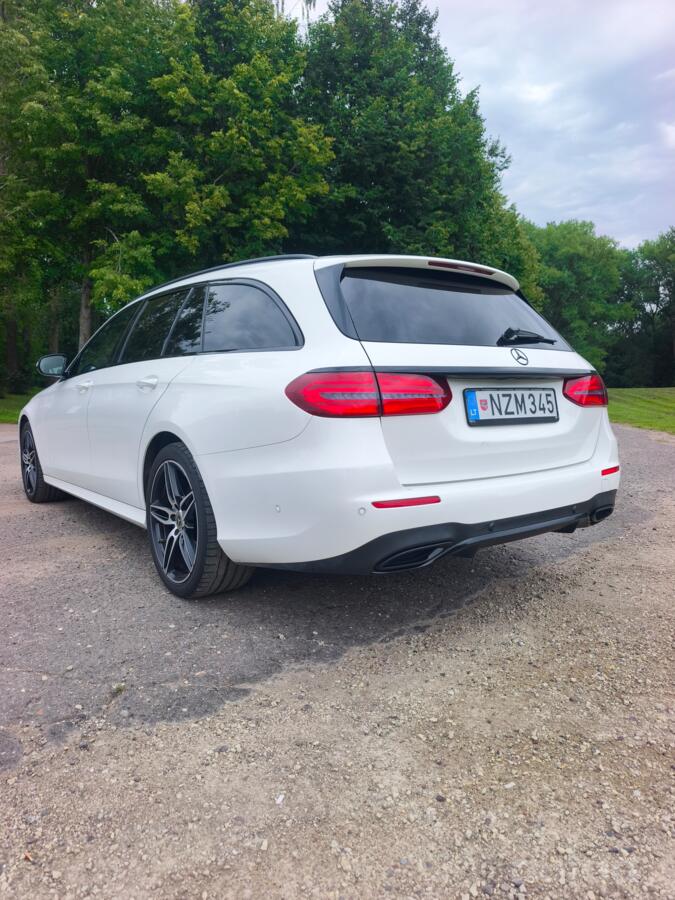 Mercedes-Benz E-Class E 220 wagon