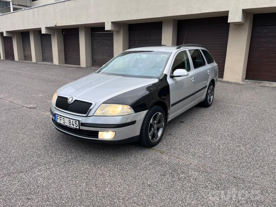 Skoda Octavia 2 generation Combi wagon 5-doors