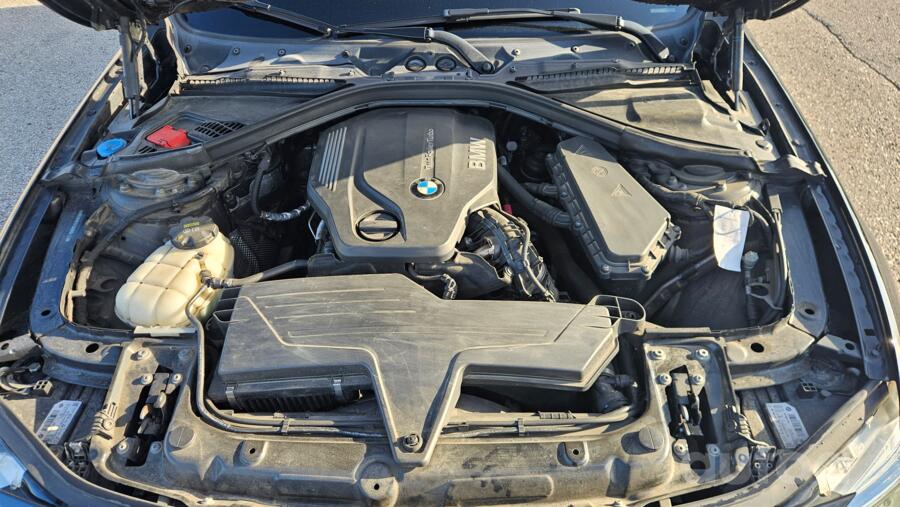 BMW 320 2016