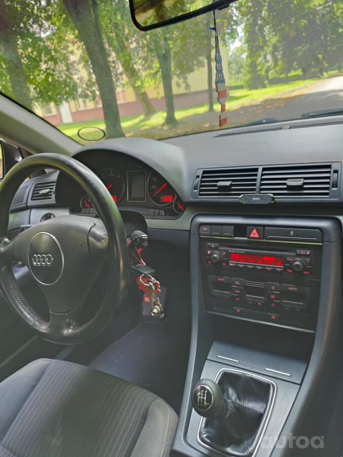 Audi A4 B6 Sedan