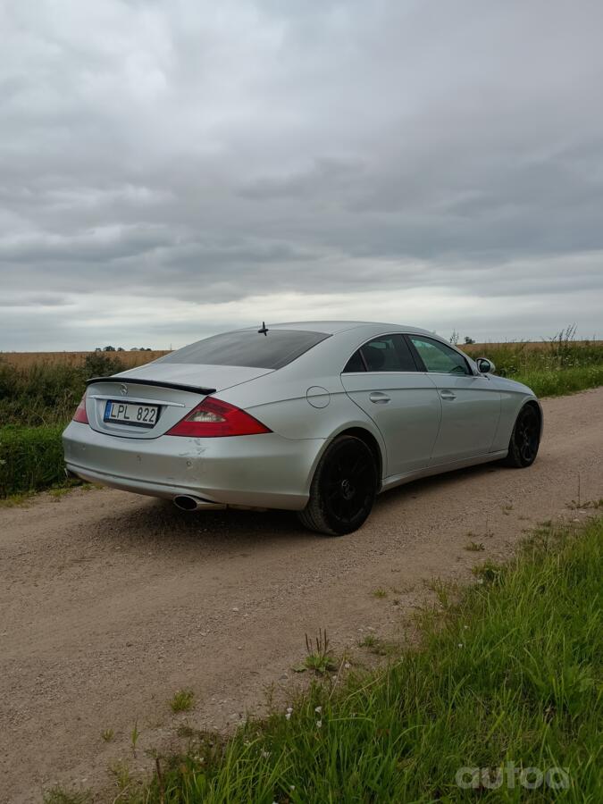 Mercedes-Benz CLS-Class C219 Sedan
