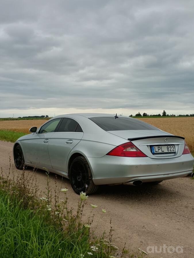 Mercedes-Benz CLS-Class C219 Sedan