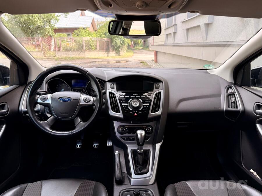 Ford Focus 3 generation Hatchback 5-doors