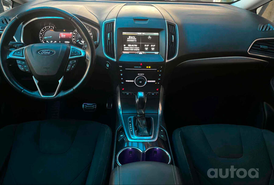Ford S-Max