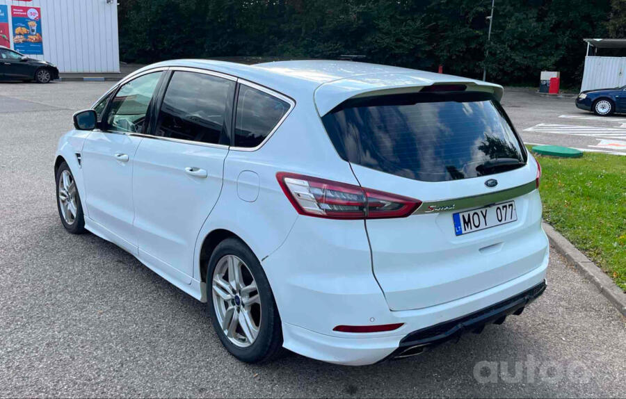 Ford S-Max