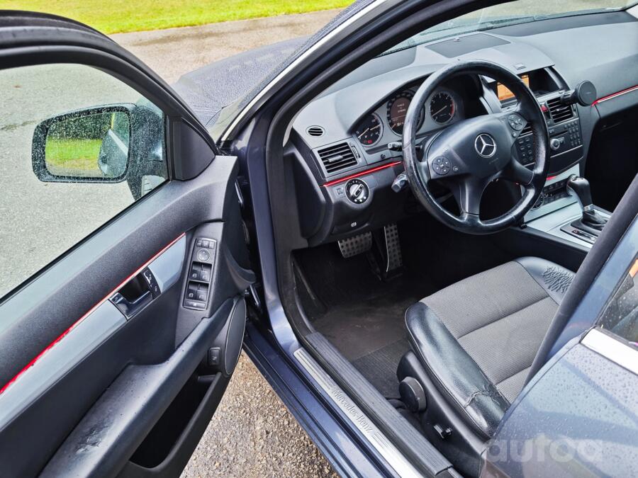 Mercedes-Benz C-Class W204/S204 Sedan