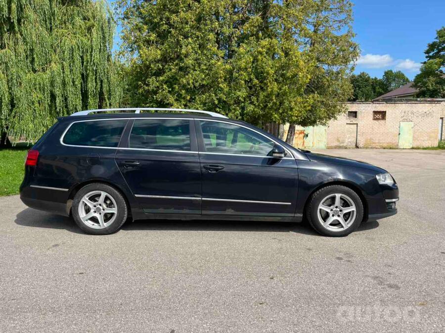 Volkswagen Passat B6 wagon 5-doors