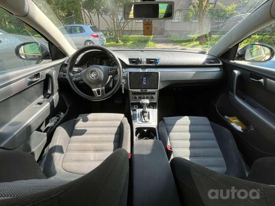 Volkswagen Passat B6 wagon 5-doors