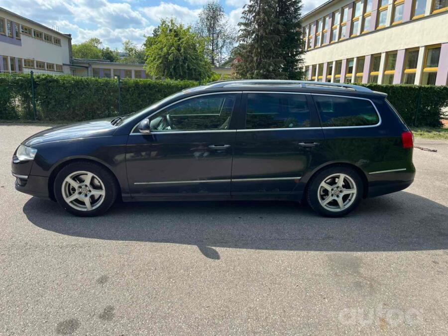 Volkswagen Passat B6 wagon 5-doors