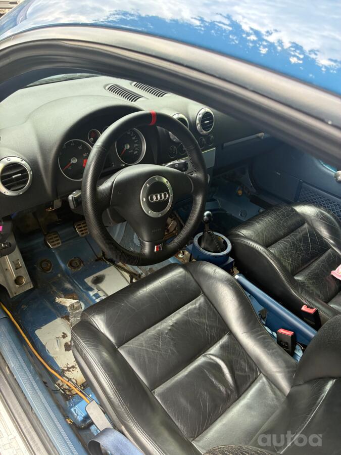 Audi TT 8N Coupe