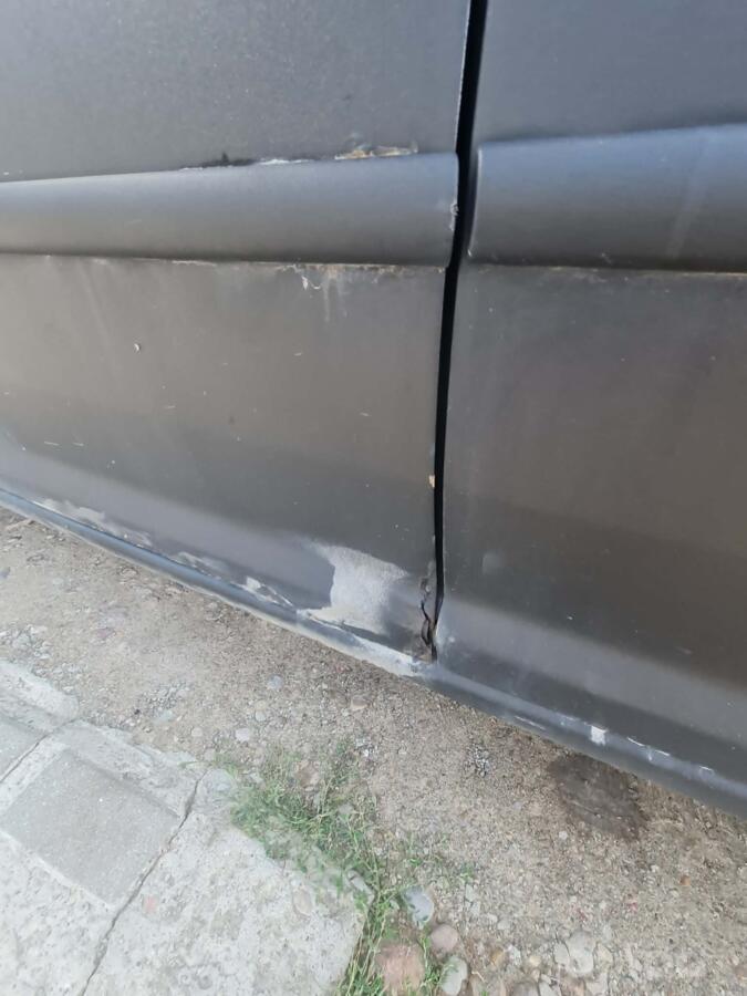 Volkswagen Caddy 3 generation Minivan 4-doors