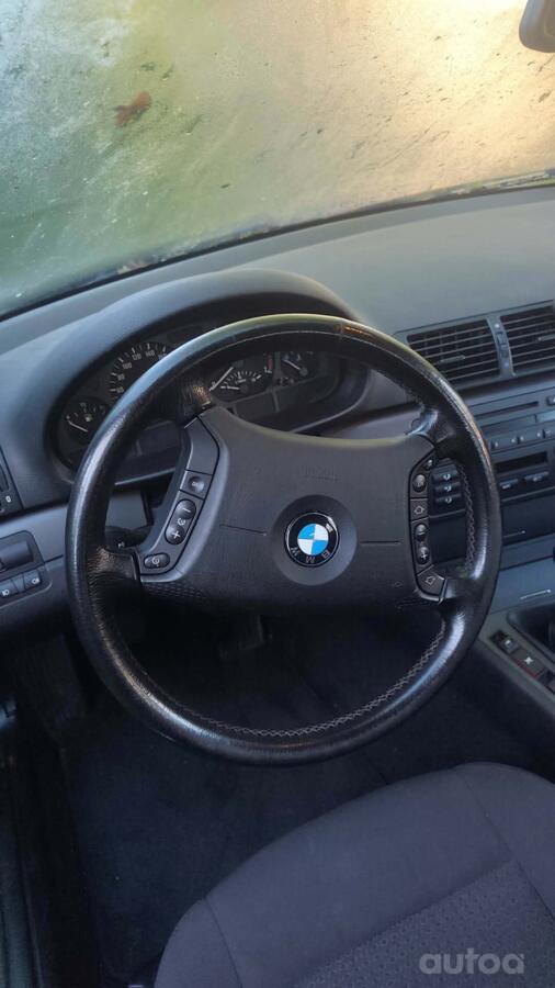 BMW 320 2013