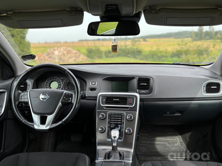 Volvo V60 1 generation wagon