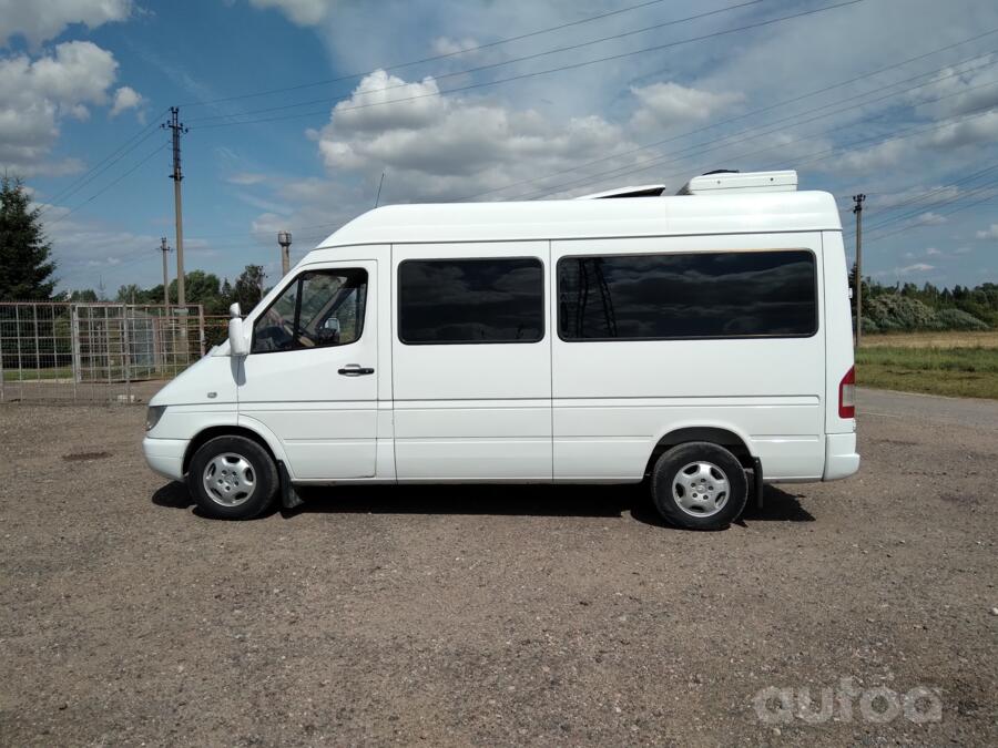 Mercedes-Benz Sprinter First generation