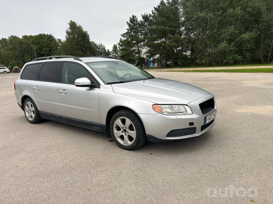 Volvo V70 3 generation wagon