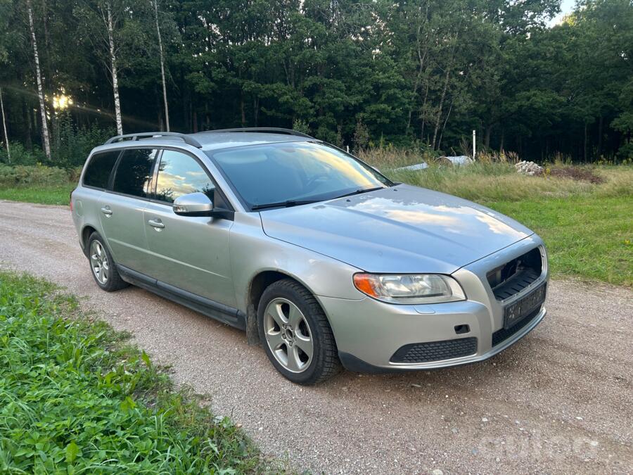 Volvo V70 3 generation wagon
