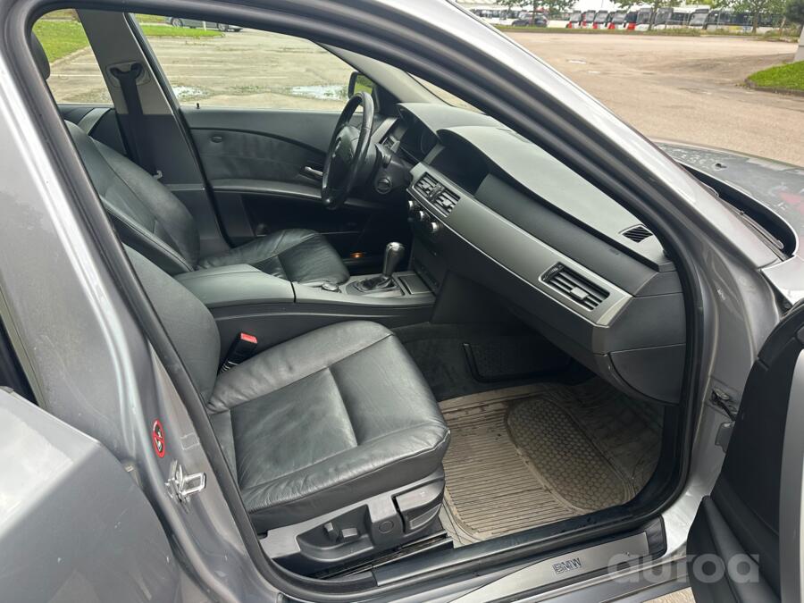 BMW 5 Series E60/E61 Touring wagon