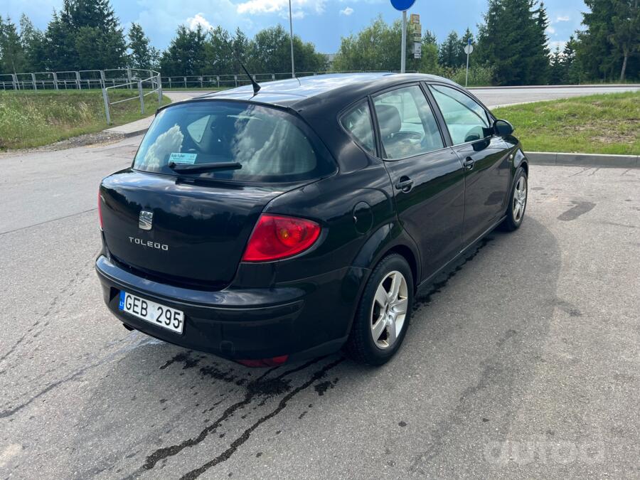 SEAT Toledo 3 generation Hatchback