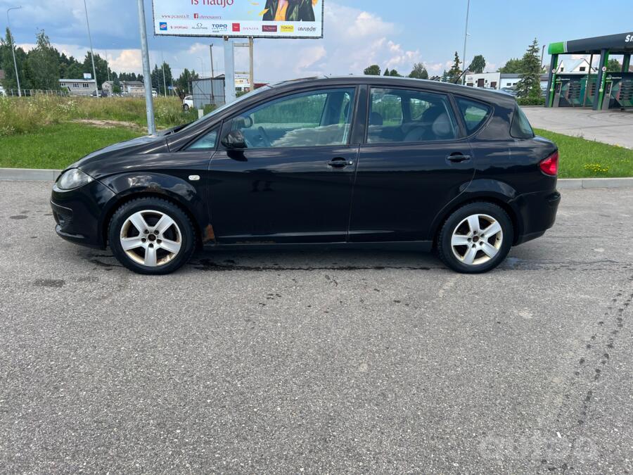SEAT Toledo 3 generation Hatchback