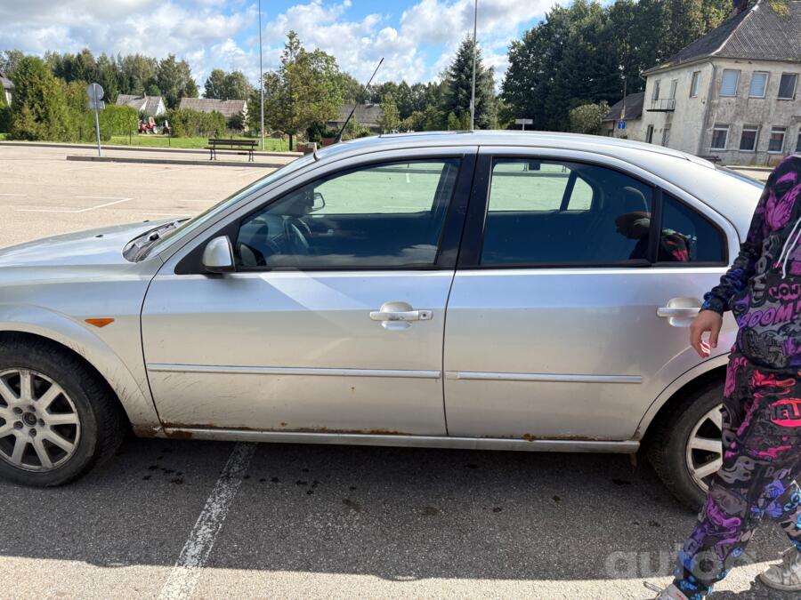 Ford Mondeo 3 generation Sedan