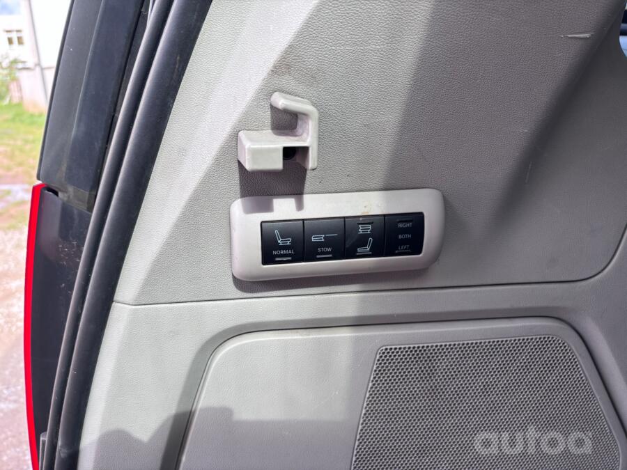 Chrysler Grand Voyager 2006