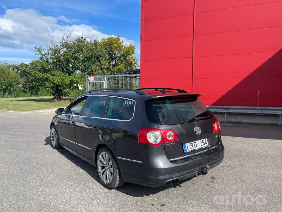Volkswagen Passat B6 wagon 5-doors