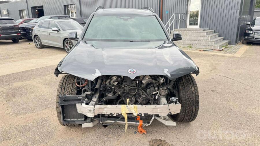 BMW X7 G07 Crossover