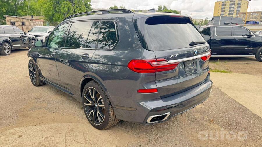 BMW X7 G07 Crossover