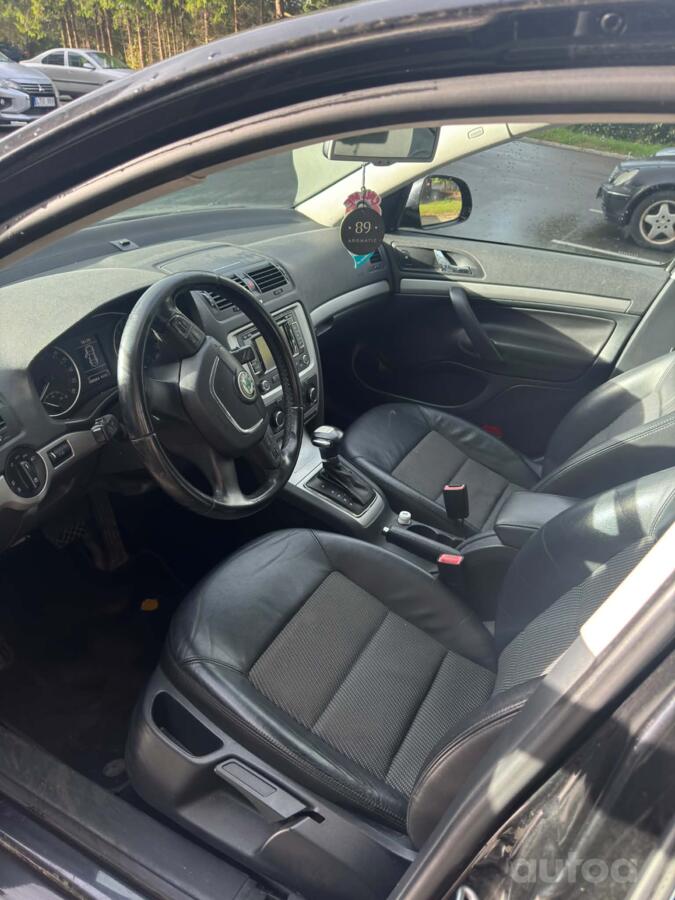 Skoda Octavia 2 generation [restyling] Liftback 5-doors