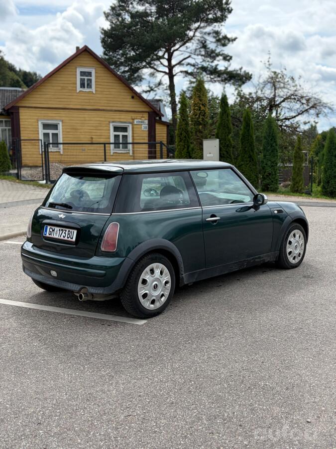 Mini One R50 Hatchback