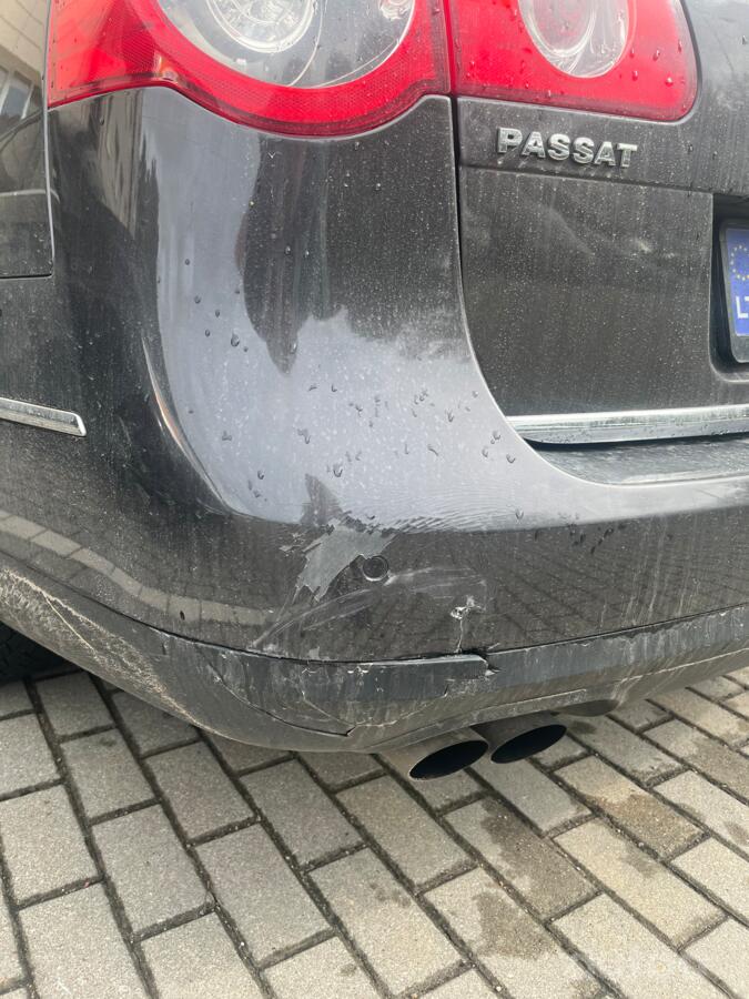Volkswagen Passat B6 wagon 5-doors